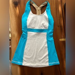 Lululemon sport tank with built in bra